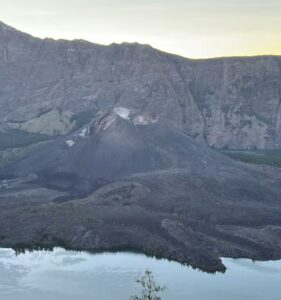 I Hiked a Volcano, and All I Got Were These 18 Bugs